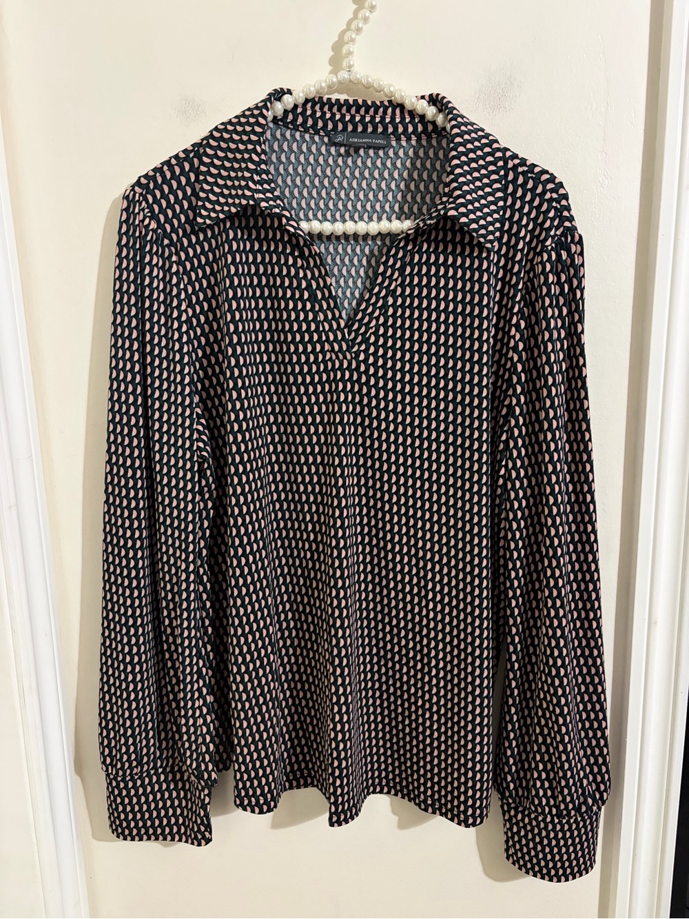 Adrianna Papell Black & Pink Printed Button-Down Shirt